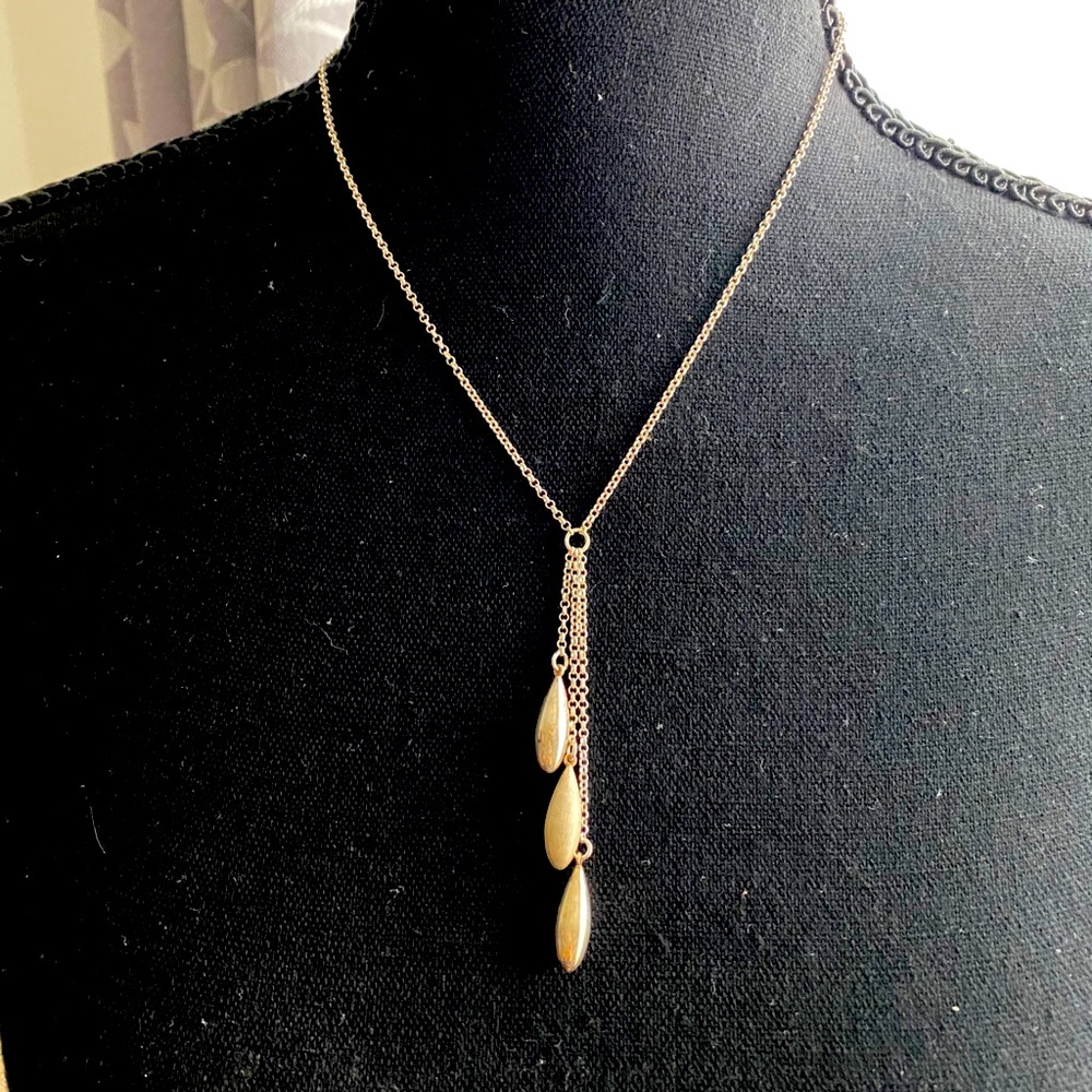 Tear drops Silver metal necklace